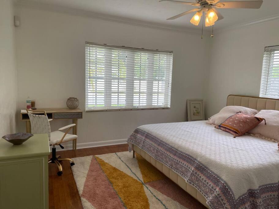 Hot Tub, Tiki Bar, Outdoor Shower, Near Intercoastal Waterway! West Palm Beach Eksteriør bilde