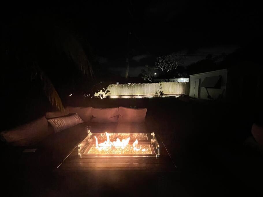 Hot Tub, Tiki Bar, Outdoor Shower, Near Intercoastal Waterway! West Palm Beach Eksteriør bilde