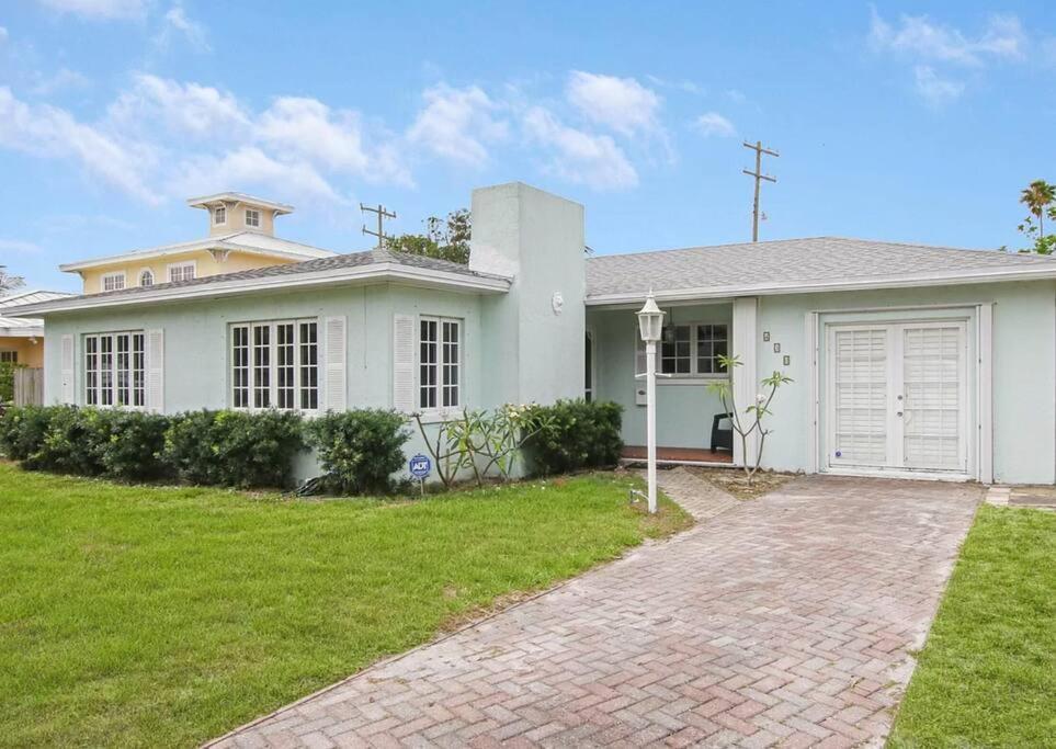 Hot Tub, Tiki Bar, Outdoor Shower, Near Intercoastal Waterway! West Palm Beach Eksteriør bilde